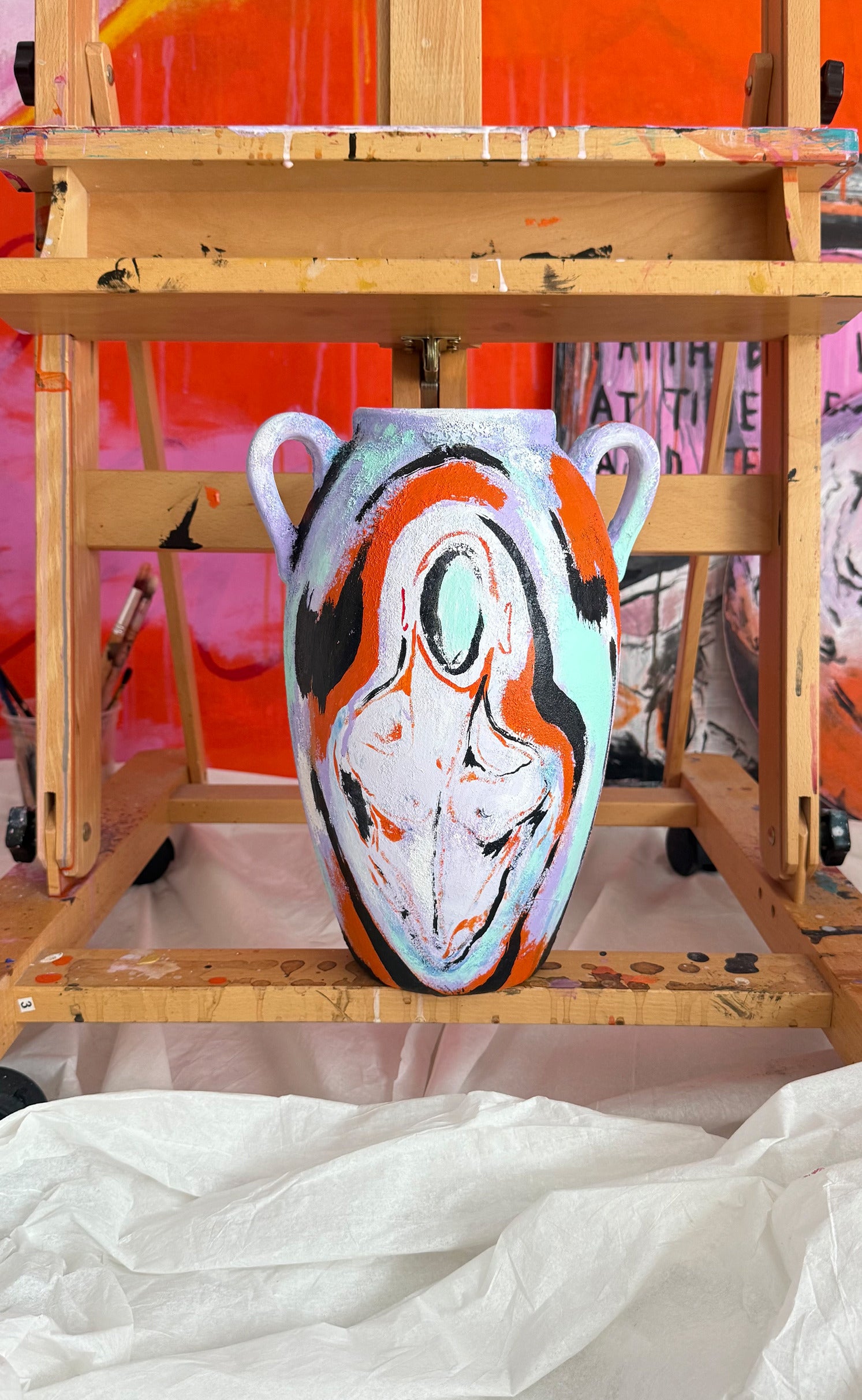 'Kiss Collector' Vase 13 x 7 x 9 - Patrick Church