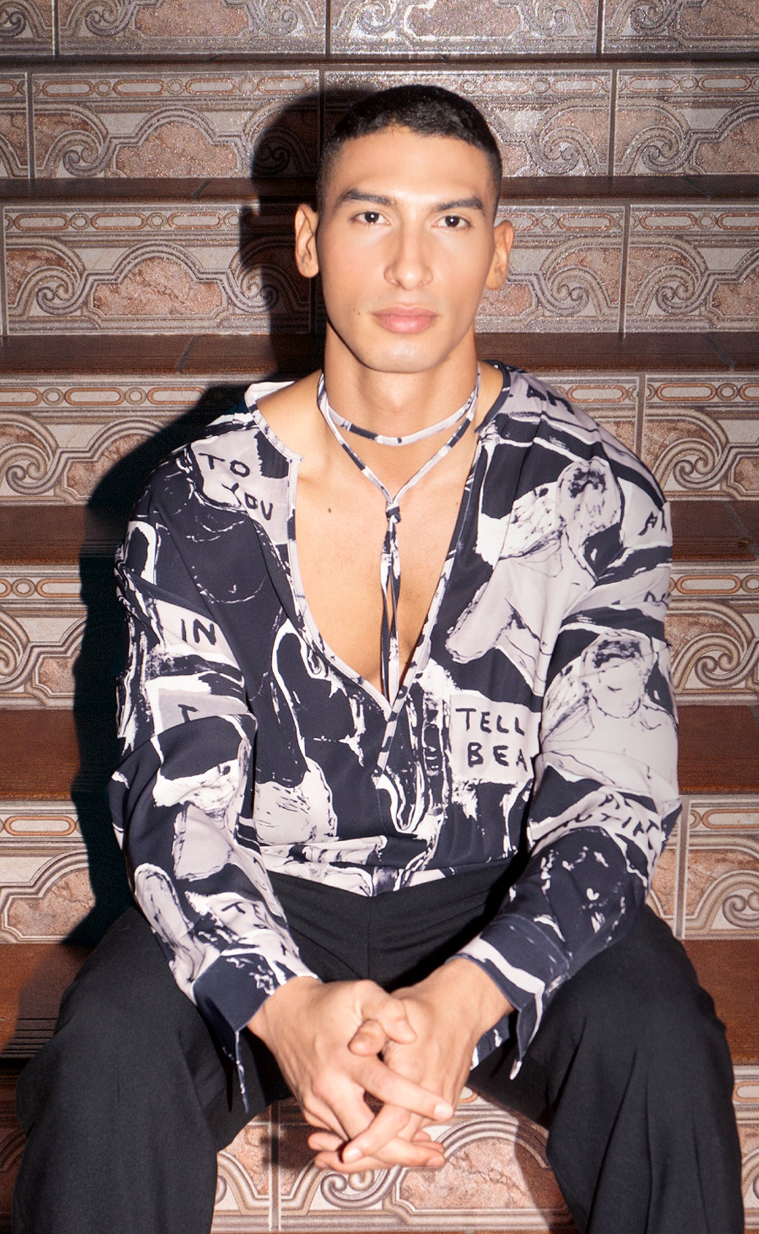 'Vesperine' V Neck Shirt With Wrap Necklace