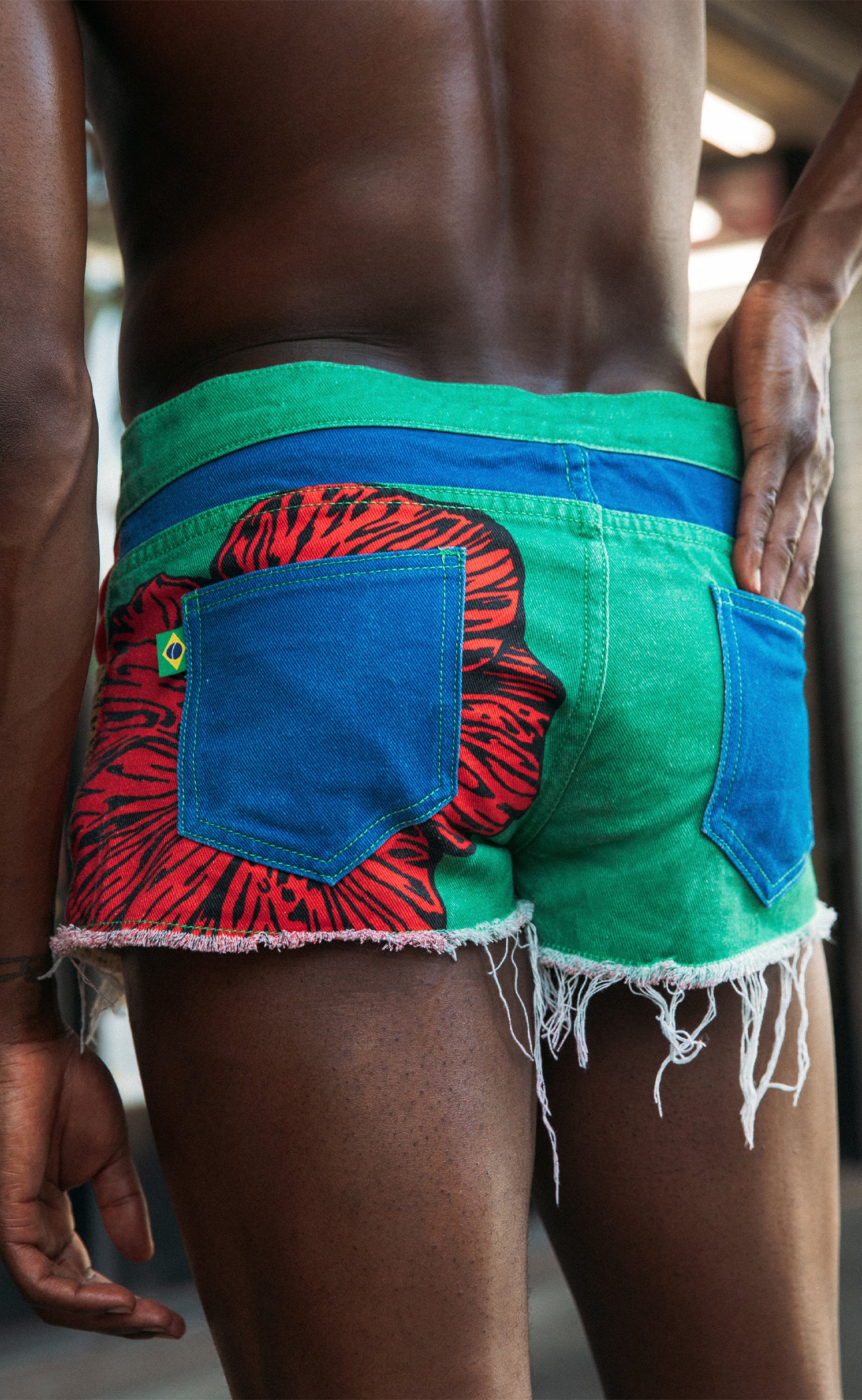 'Paraíso' Brazil Tie Front Shorts