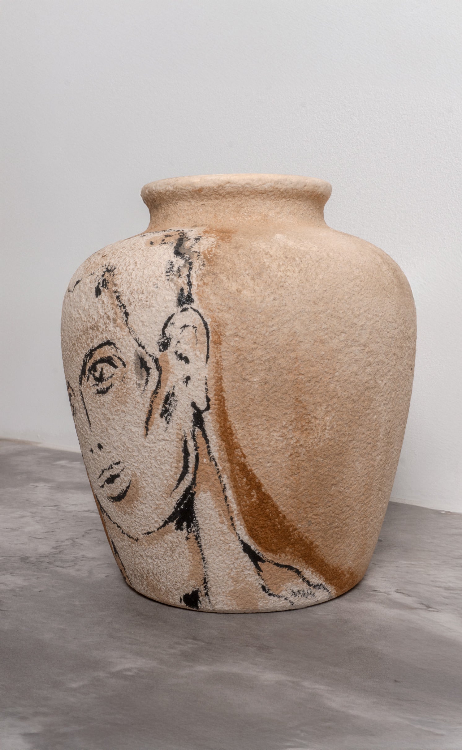 'Alexander' Vase, 7 x 8
